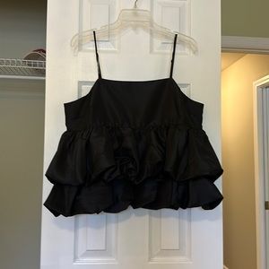 black and white taffeta puffy top